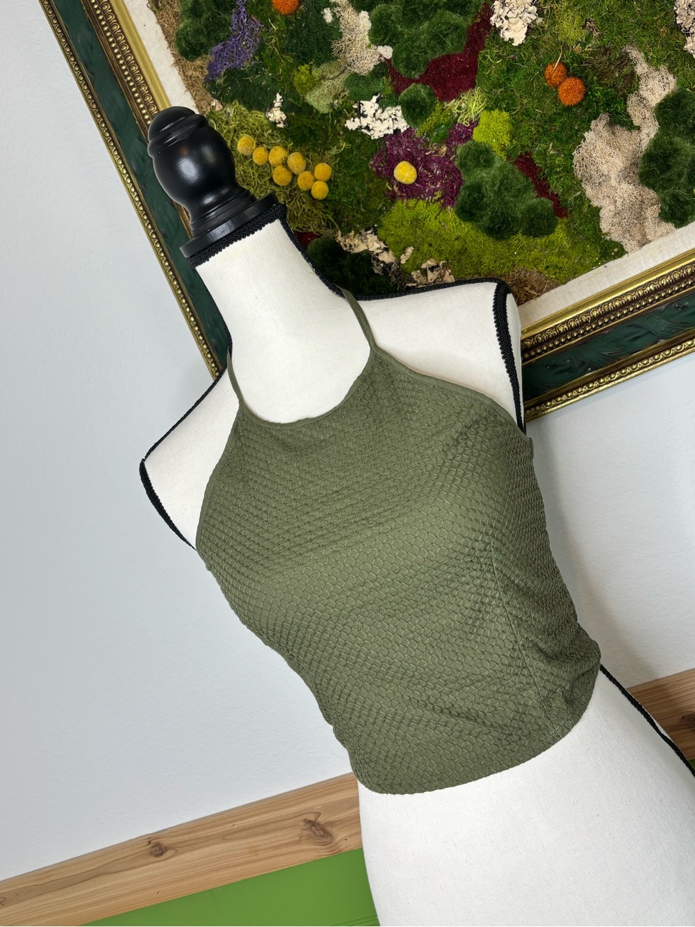 NWT Earthbound Halter Crop Top - Picture 4 of 8